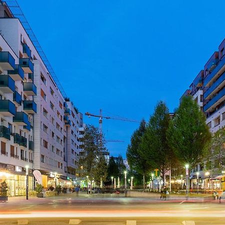 Corvin Promenade With Free Parking Apartamento Budapeste Exterior foto